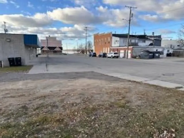 110 E Hofman Street, Cecil, WI 54111 - Image #3