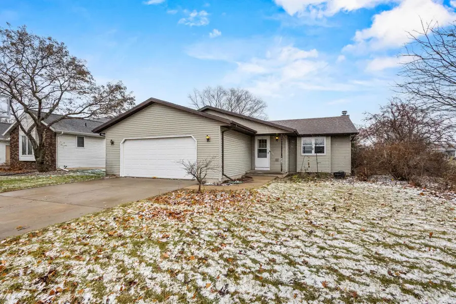 1241 Briarwood Drive, Menasha, WI 54952 - Image #3