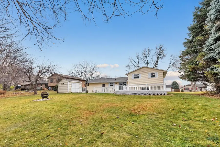 2527 Garden Park Terrace, Green Bay, WI 54311 - Image #2