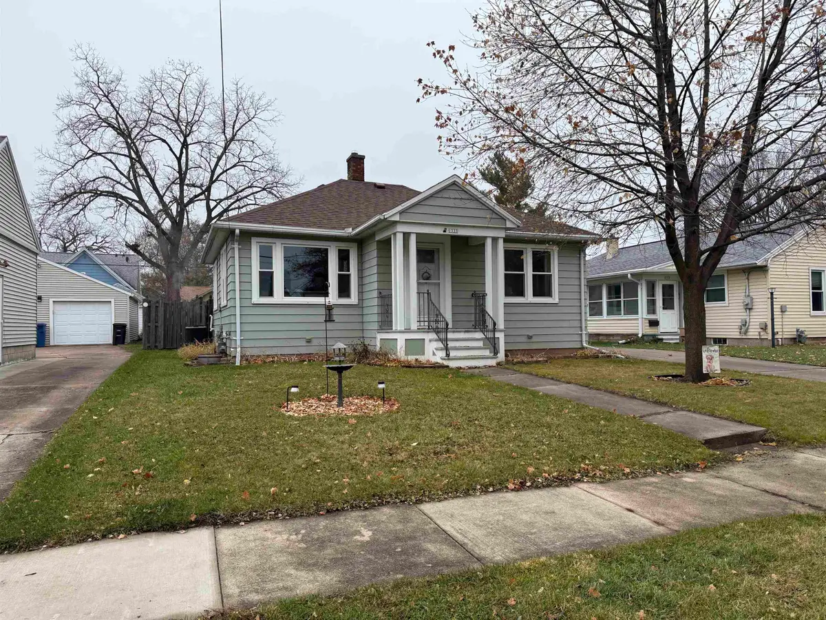 1533 Jefferson Street, Oshkosh, WI 54901 - Image #1
