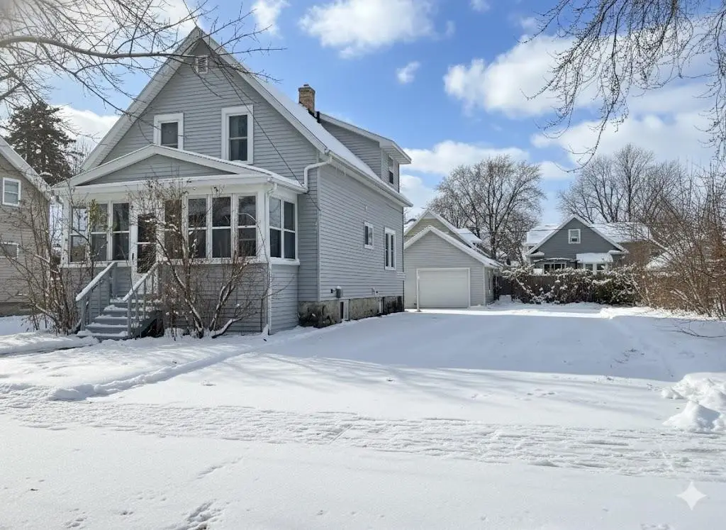 1313 Wisconsin Street, Oshkosh, WI 54901-3677 - Image #1