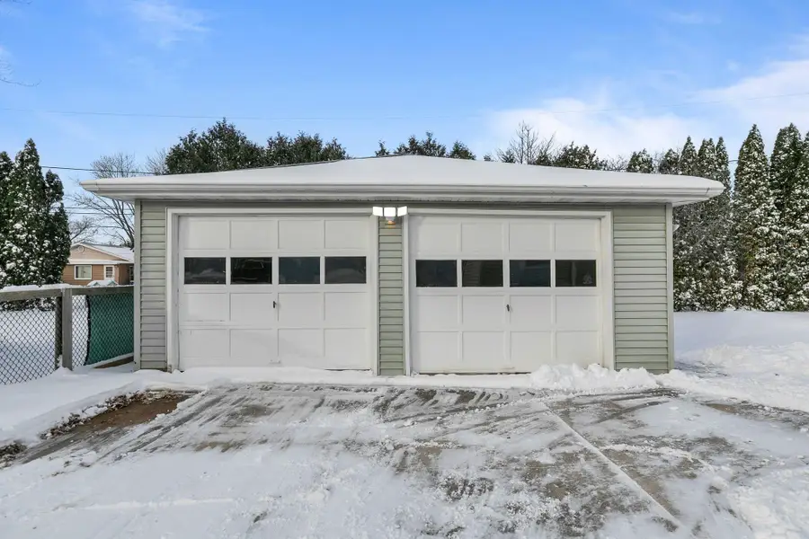 3439 N Story Street, Appleton, WI 54914-1408 - Image #2