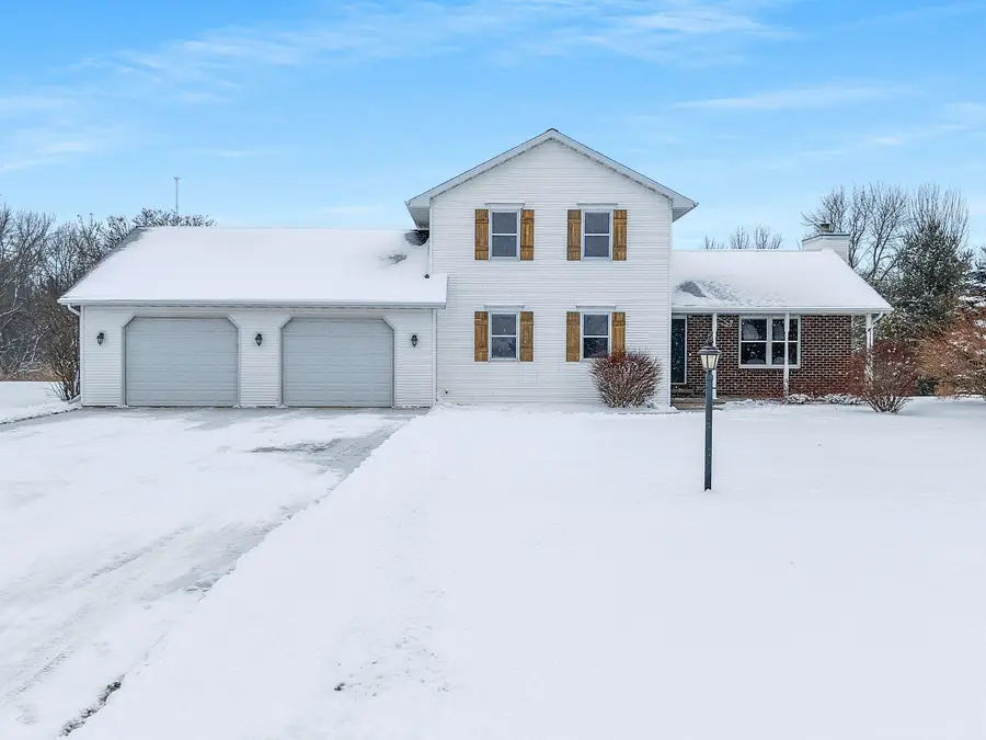 6220 Maribel Road, Denmark, WI 54208 - Image #2