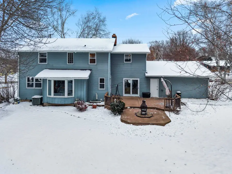 3258 Peterson Road, Green Bay, WI 54311-7238 - Image #2