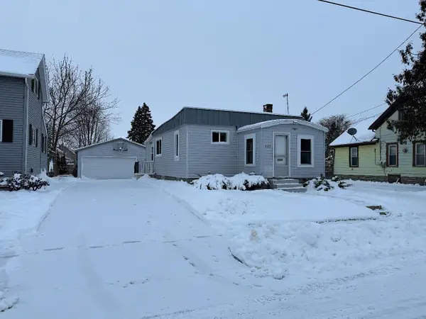 843 Bismarck Avenue, OSHKOSH, WI 54902