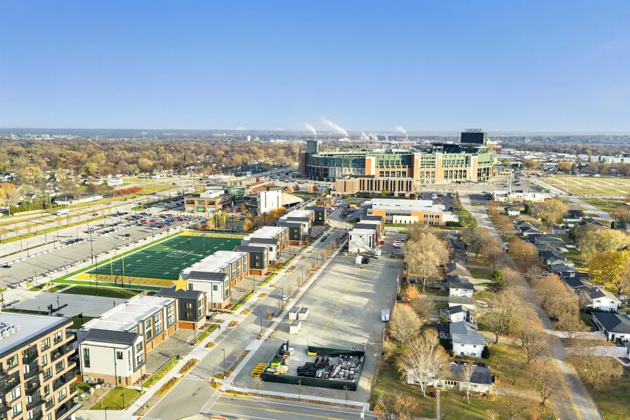 1144 Brookwood Drive, Green Bay, WI 54304-4108 - Image #3