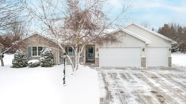 W6063 Strawflower Drive, APPLETON, WI 54915