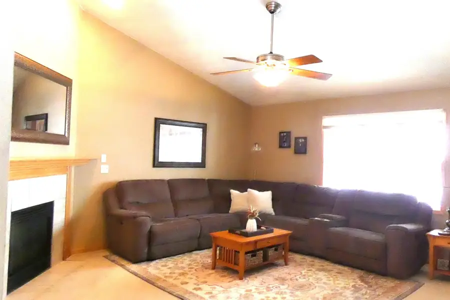 2356 Deer Prairie Drive, Neenah, WI 54956 - Image #3