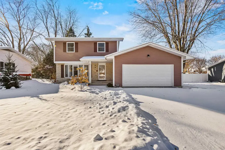 820 Ellen Lane, Fond Du Lac, WI 54935 - Image #2