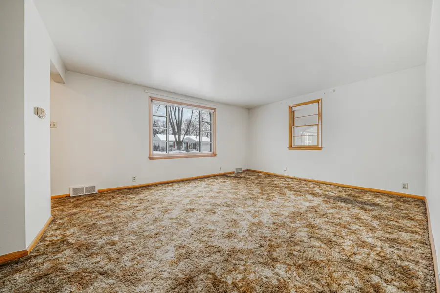 461 Oaklawn Avenue, Green Bay, WI 54304 - Image #2