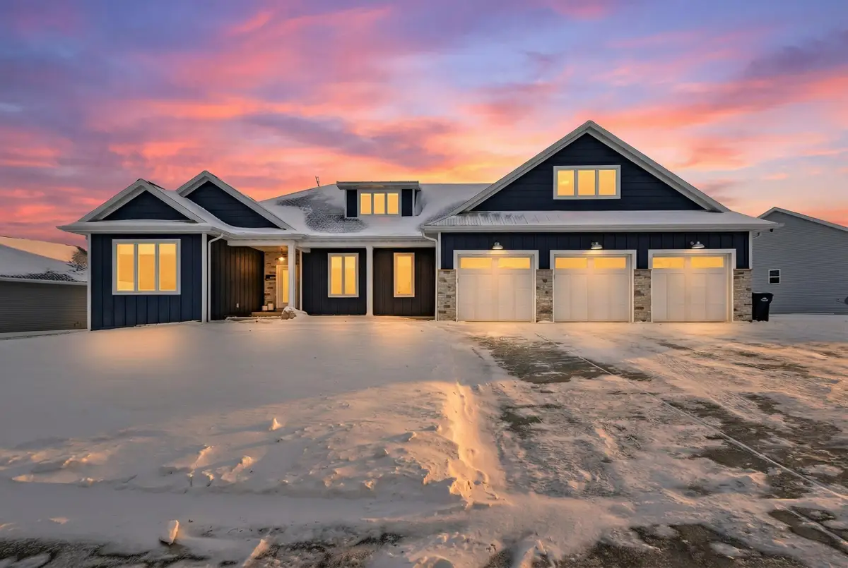 1725 Red Oak Street, Green Bay, WI 54313 - Image #1