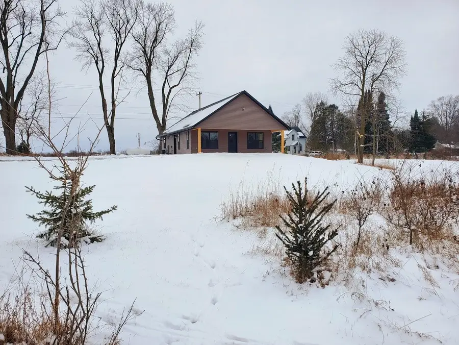 247 E Madison Street, Clintonville, WI 54929 - Image #3