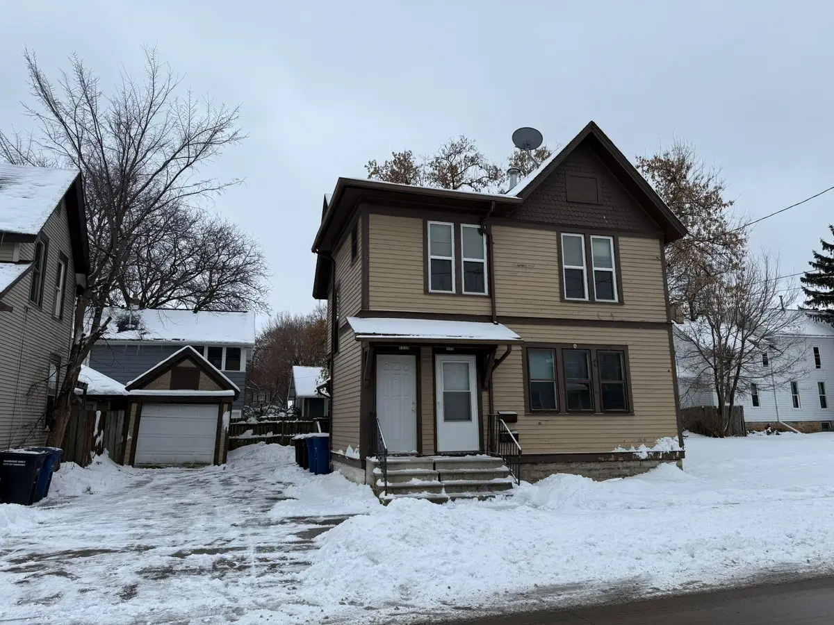 115 E Parkway Avenue, Oshkosh, WI 54901 - Image #1