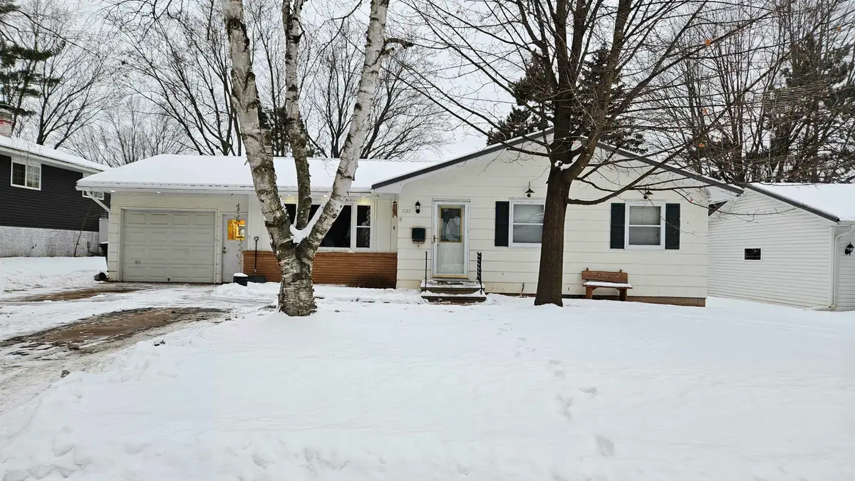 1137 S Park Street, Shawano, WI 54166-3621 - Image #1