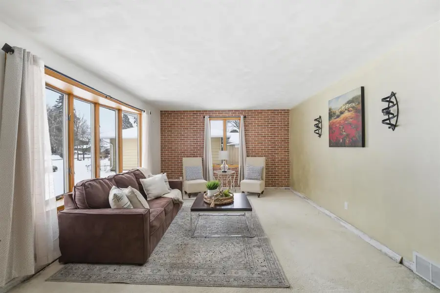 3145 N Morrison Street, Appleton, WI 54911 - Image #2