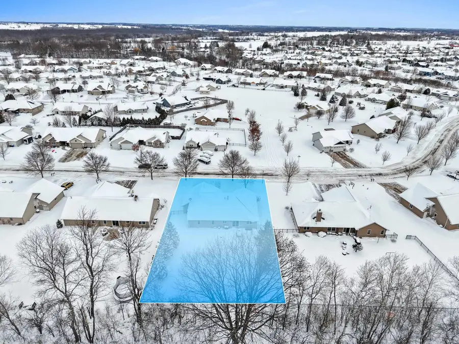 W6303 Rocky Mountain Drive, Greenville, WI 54942 - Image #2
