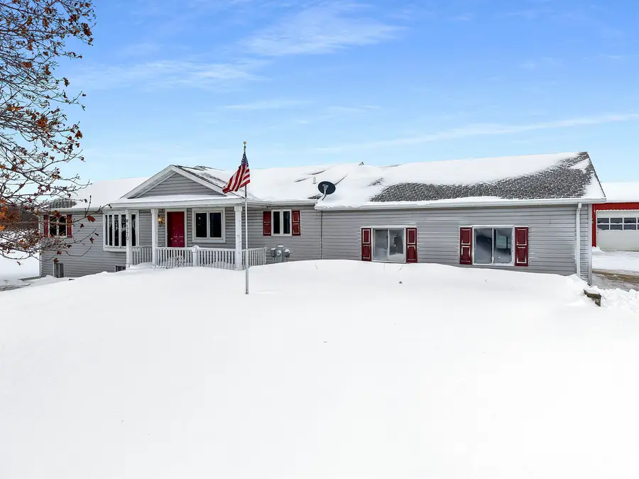 W4770 Ertl Road, Menasha, WI 54952 - Image #2
