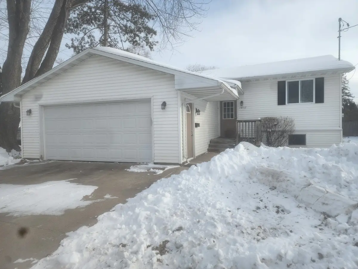 1812 N Owaissa Street, Appleton, WI 54911 - Image #1