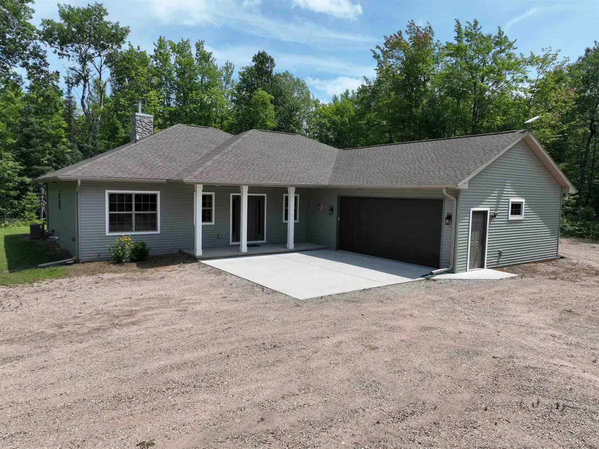 W7239 Kodiak Drive, Pembine, WI 54156 - Image #1