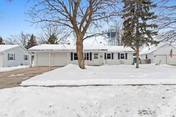 1403 Quinnette Lane, DE PERE, WI 54115-3336
