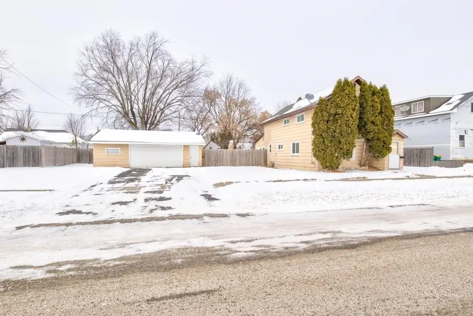 1031 Spruce Street, Marinette, WI 54143 - Image #1