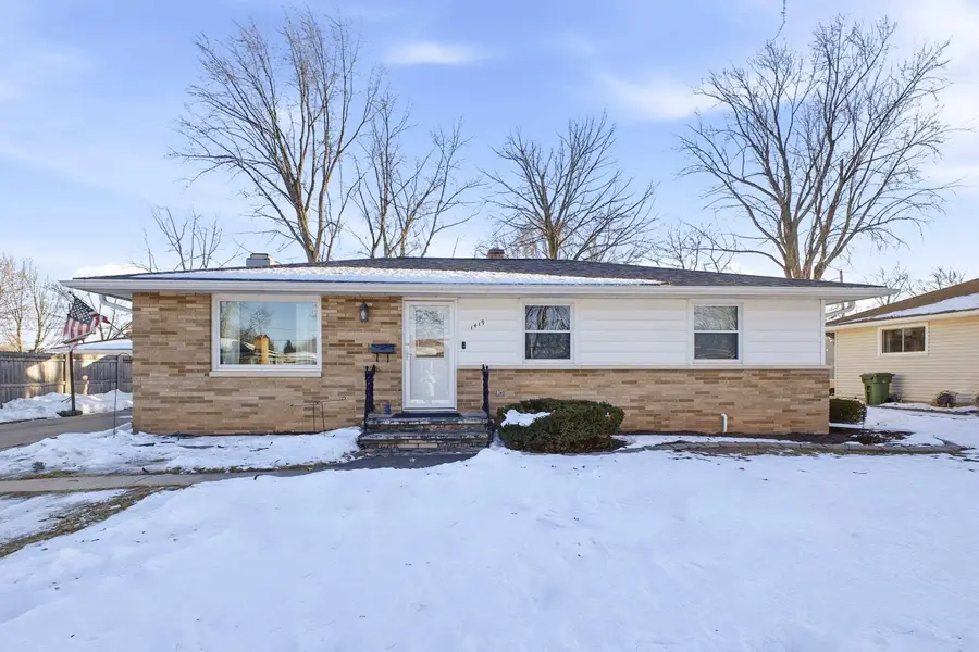 1419 W 3rd Street, Kimberly, WI 54136-1710 - Image #2