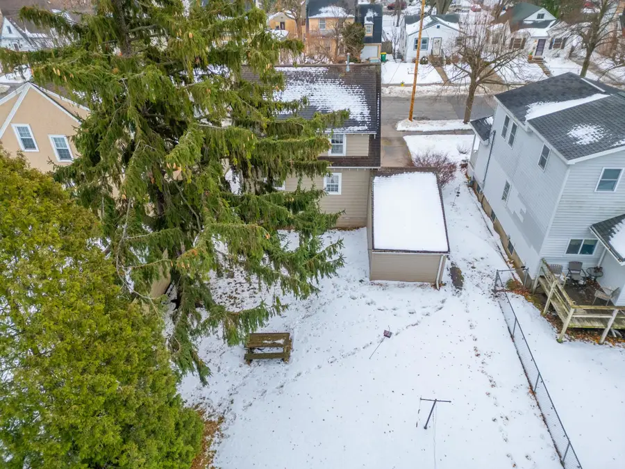 952 Bond Street, Green Bay, WI 54303-3679 - Image #3