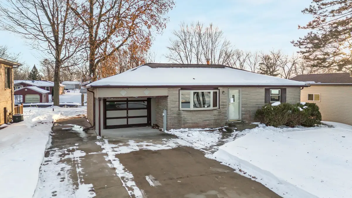 7639 Boom Bay Heights Road, Larsen, WI 54947 - Image #1