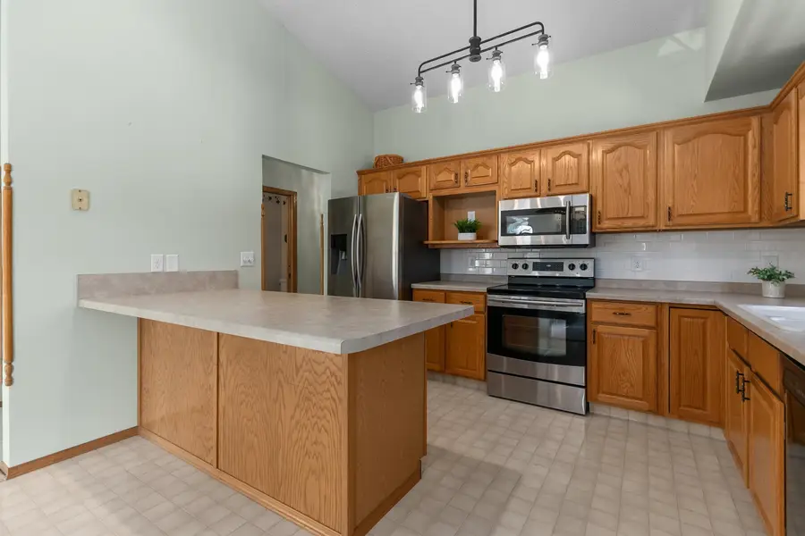 3410 S Telulah Avenue, Appleton, WI 54915-4655 - Image #3