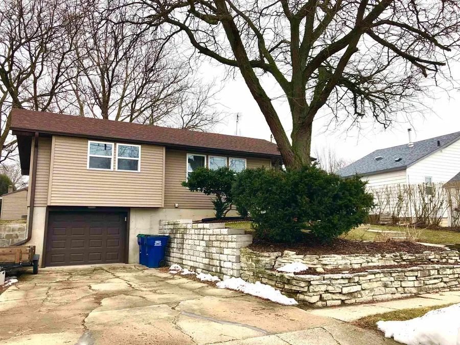 217 Church Street, Theresa, WI 53091 - Image #2