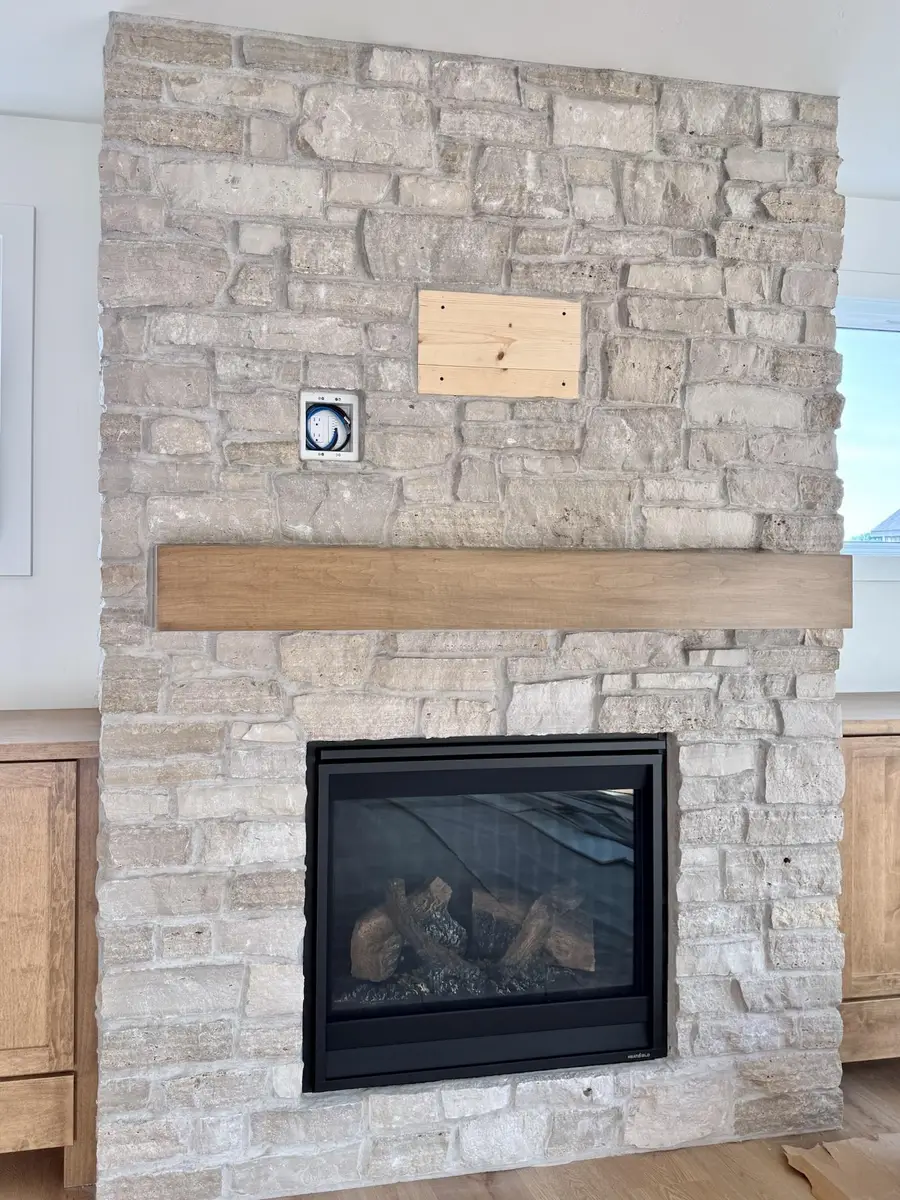 409 Jerelyn Court, Combined Locks, WI 54113 - #3