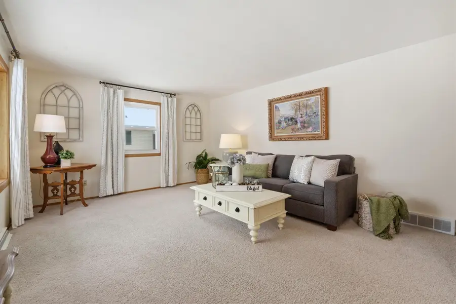 107 Ramlen Court, Appleton, WI 54915 - Image #3