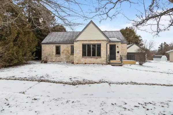 1105 Fremont Street, ALGOMA, WI 54201-1731