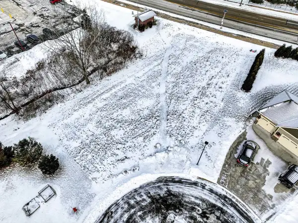 1438 Chesterfield Court, MENASHA, WI 54952