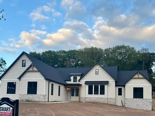 4202 Blackberry Ridge Drive, ONEIDA, WI 54155