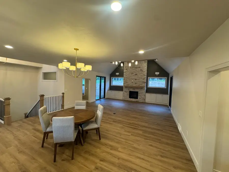 4202 Blackberry Ridge Drive, Oneida, WI 54155 - Image #3