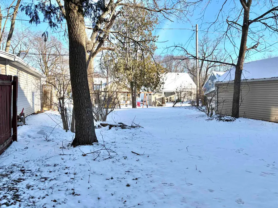1908 N Alvin Street, Appleton, WI 54911-2705 - Image #3