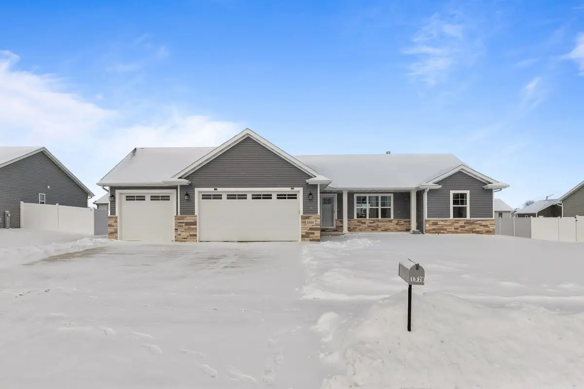 1920 White Dove Lane, Kaukauna, WI 54130 - Image #1