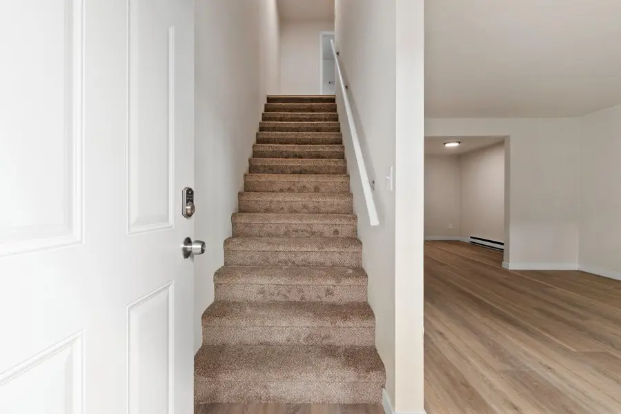 2130 Elmview Drive #J, Ashwaubenon, WI 54304 - Image #2