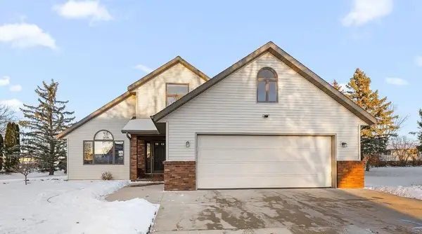 41 Cambridge Court, FOND DU LAC, WI 54935-2925