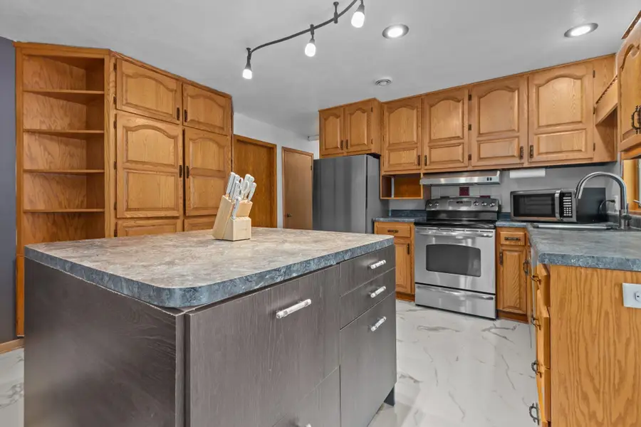 958 Cozy Lane, Oshkosh, WI 54901 - Image #3