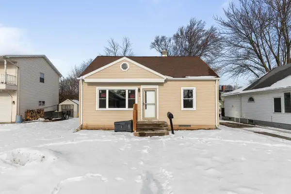 304 Division Street, NEENAH, WI 54956