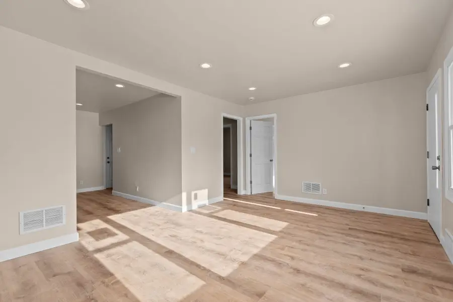 304 Division Street, Neenah, WI 54956 - Image #3