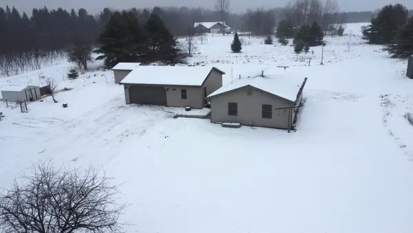 11690 State Hwy 32, SURING, WI 54174