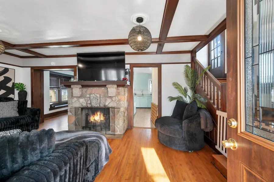 1327 Doty Street, Green Bay, WI 54301 - Image #3