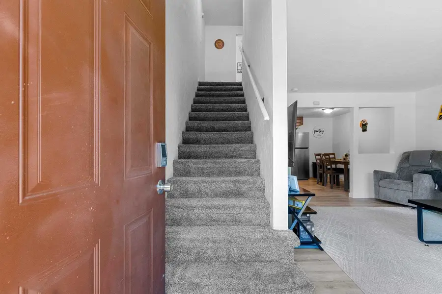 2130 Elmview Drive #F, Ashwaubenon, WI 54304 - Image #2