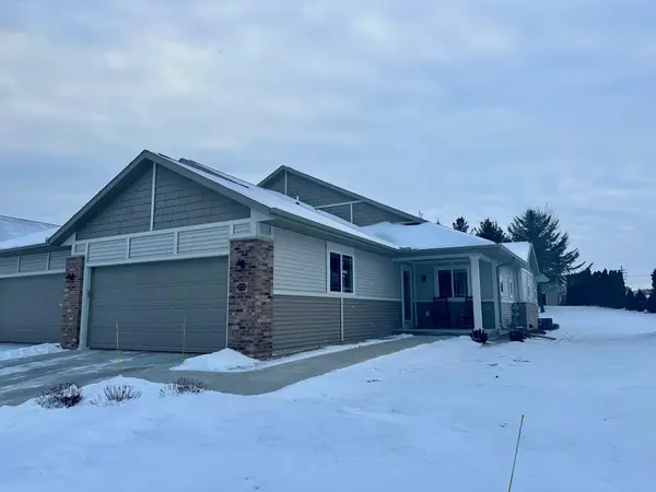 2723 River Lane, TWO RIVERS, WI 54241