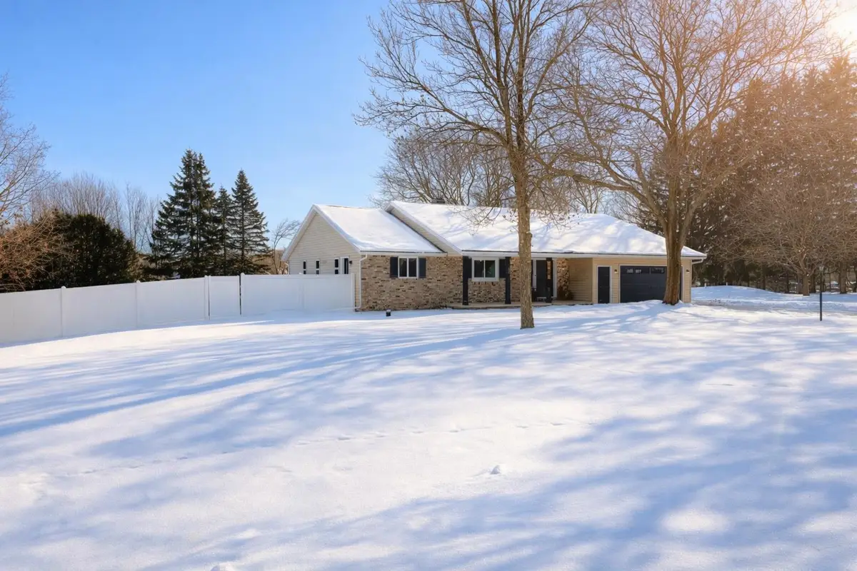 W3829 Highview Drive, Appleton, WI 54913 - Image #1