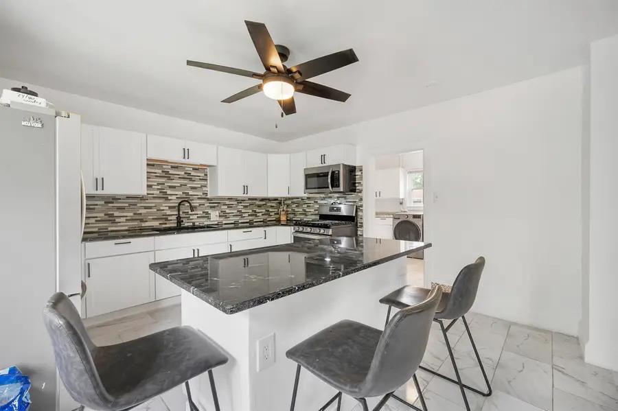 1411 Shawano Avenue, Green Bay, WI 54303-3111 - Image #3