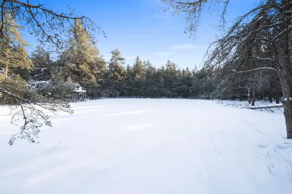 Mead Lane #20, CRIVITZ, WI 54114